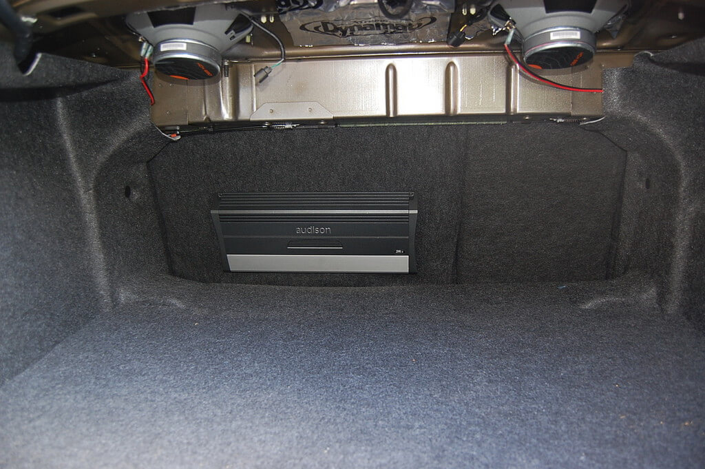 Ford fusion store rear deck speakers