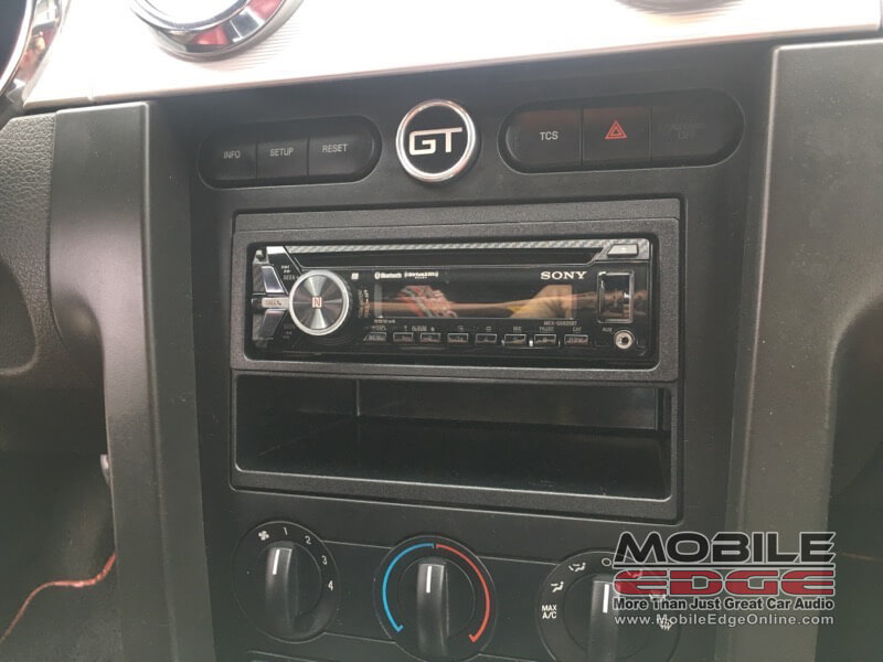 New Sony Radio with SiriusXM Added to 2005 Ford Mustang