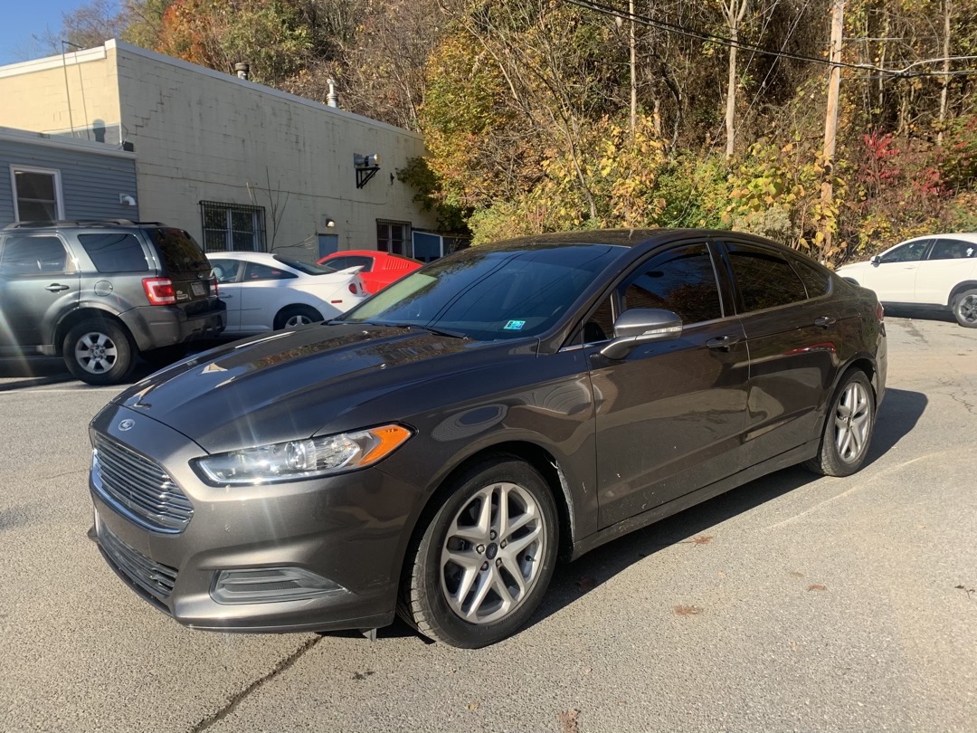 3M Ceramic IR Window Tint Protects a 2016 Ford Fusion From the Sun