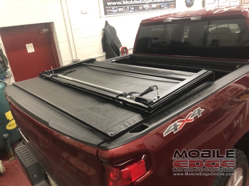 2020 Chevrolet Silverado Gets A Truxedo Bed Cover To Protect Cargo