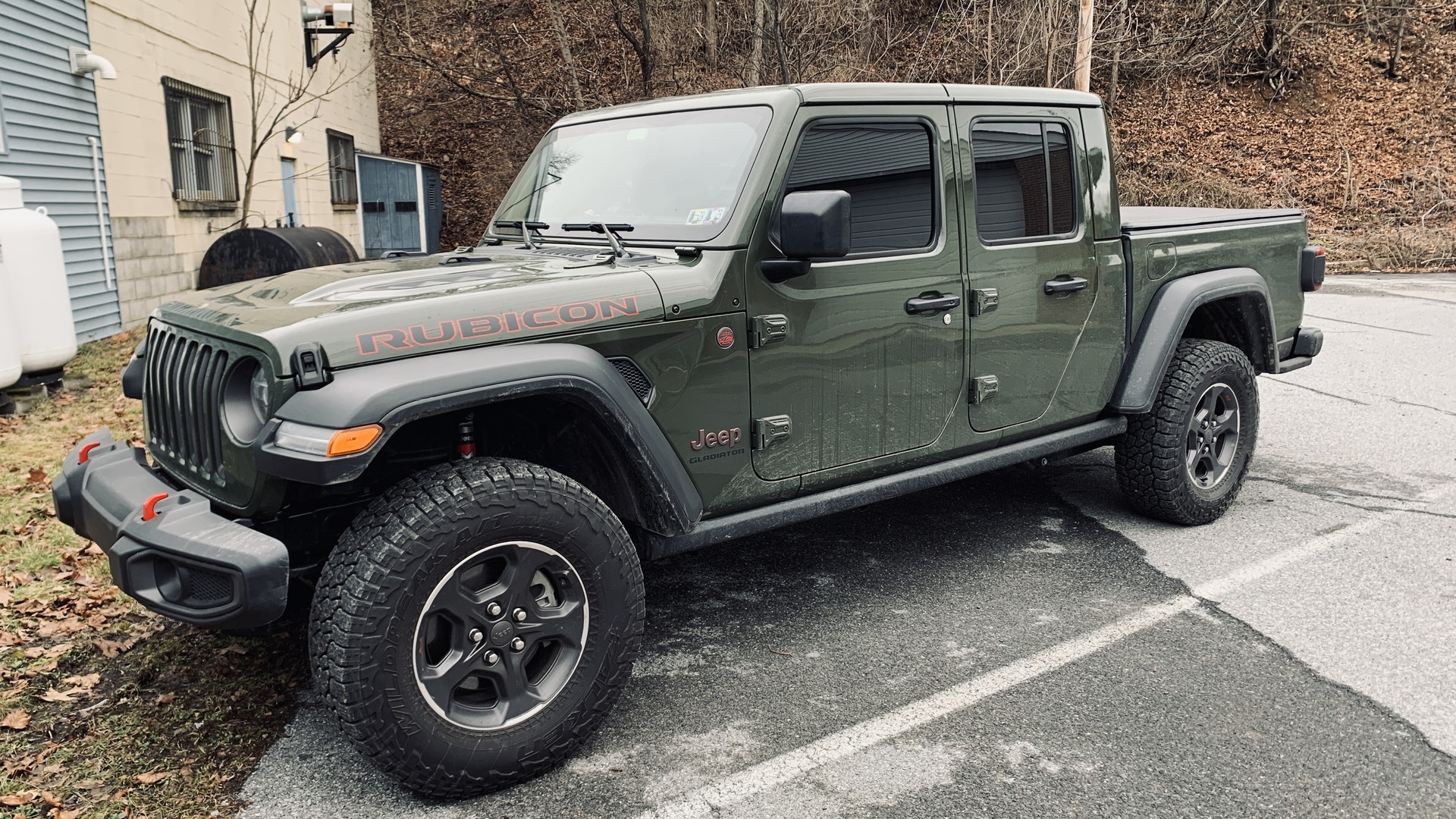 Palmerton 2022 Jeep Gladiator Gets Stylish Window Tint